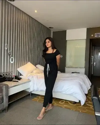 Pardi Call Girl Service